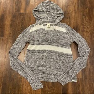 Roxy knit 100% cotton hooded sweater size small grey white hoodie